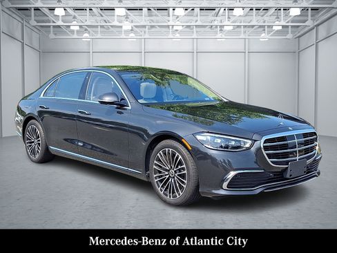 Used 2023 Mercedes-Benz S 500 4MATIC image 1