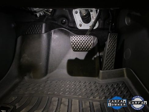 Used 2024 Genesis GV60 RWD image 30