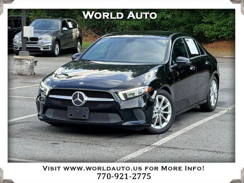 Used 2021 Mercedes-Benz A 220 image 1
