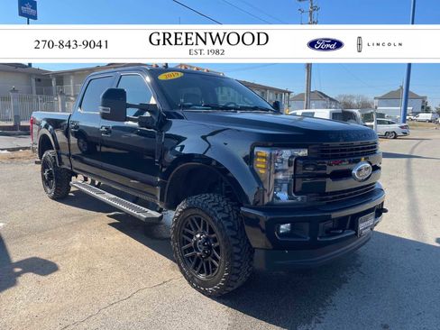 Used 2019 Ford F250 Lariat image 1