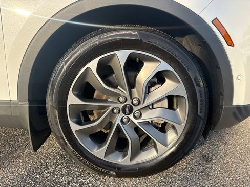Used 2021 Lincoln Nautilus Reserve w/ Equipment Group 201A AWD/4WD image 8