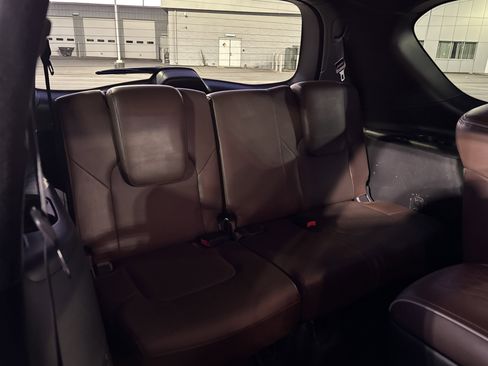 Used 2017 INFINITI QX80 Limited image 23