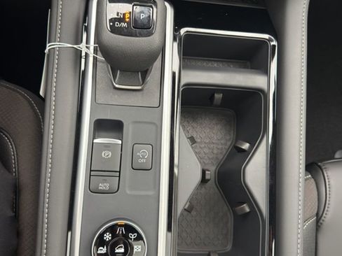 New 2026 Nissan Pathfinder SL image 22