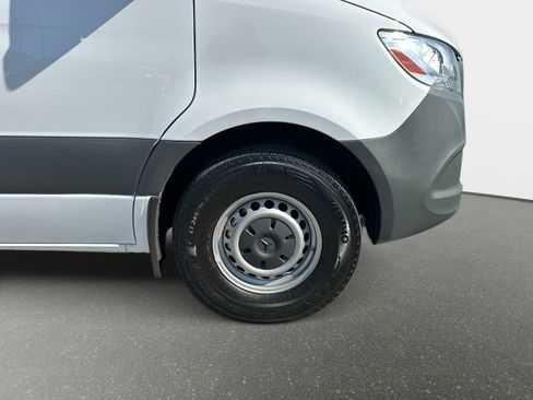 Certified 2025 Mercedes-Benz Sprinter 2500 image 8