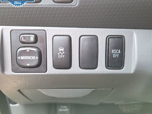 Used 2015 Toyota Tacoma 4x4 Access Cab w/ Convenience Package image 18