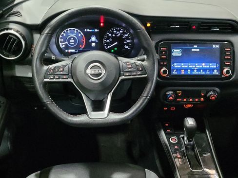 Used 2022 Nissan Kicks SR w/ Premium Package FWD image 22