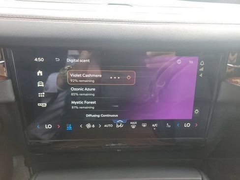 Certified 2025 Lincoln Navigator Black Label AWD/4WD image 40