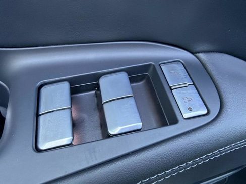 New 2026 Lincoln Navigator L Reserve AWD/4WD image 10