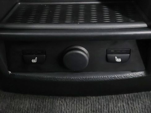 Used 2017 BMW X3 xDrive28i image 46