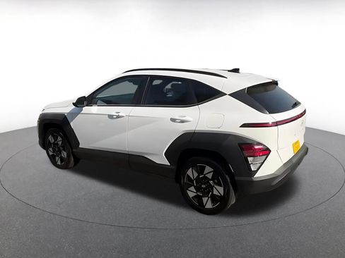 Used 2025 Hyundai Kona SEL image 13
