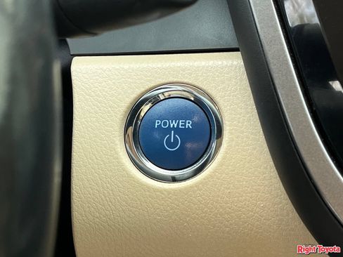 Certified 2020 Toyota Camry XLE w/ Sunroof Package FWD image 26
