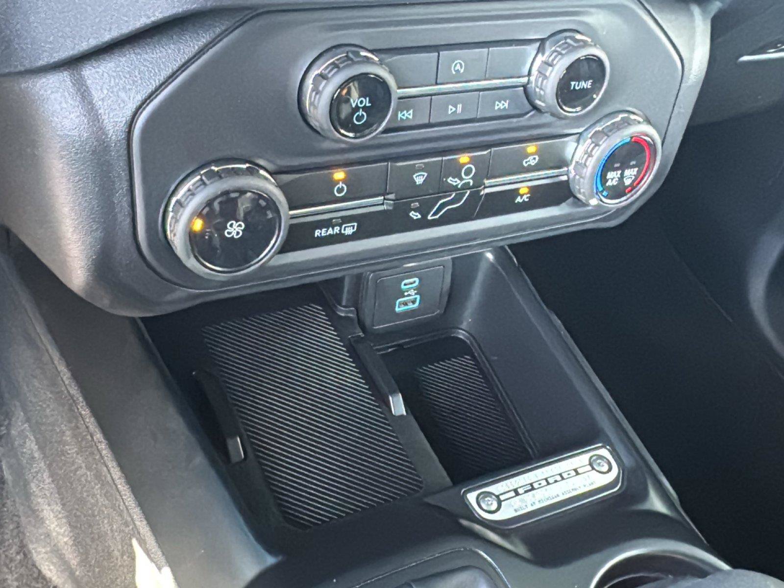 Certified 2025 Ford Bronco 4-Door AWD/4WD image 31