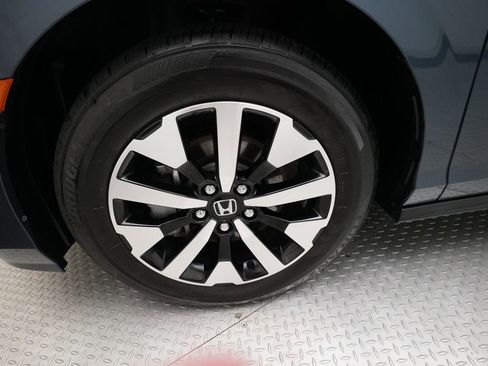 Certified 2026 Honda Odyssey EX-L image 28