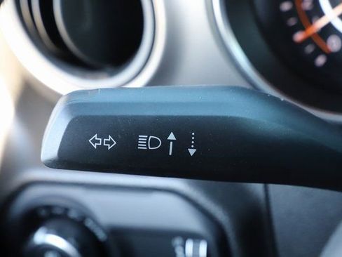 Used 2023 Jeep Gladiator Sport image 34