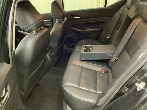 Used 2020 Nissan Altima 2.0 Platinum image 26