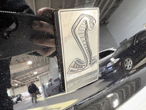 Used 2017 Ford Mustang Shelby GT350 image 29