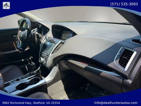 Used 2016 Acura TLX w/ Technology Package FWD image 15