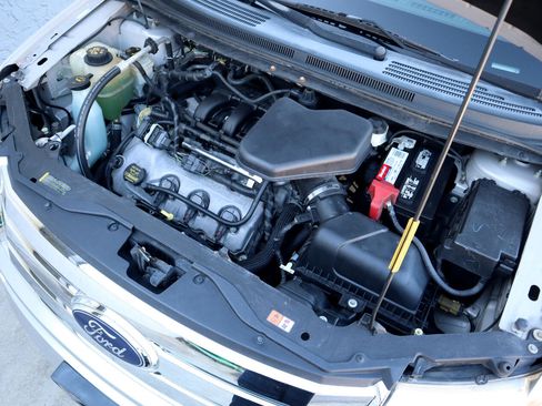 Used 2010 Ford Edge Limited image 34