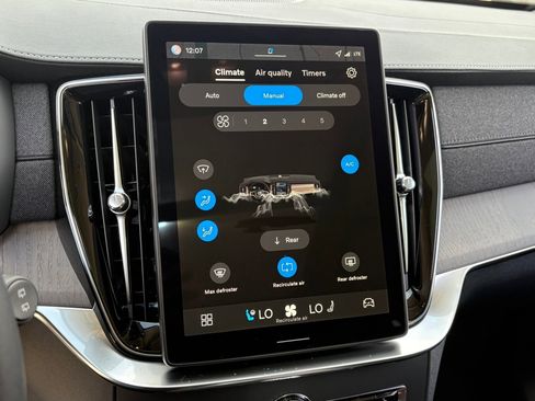 New 2026 Volvo XC90 B6 Ultra w/ Protection Package Premier image 17