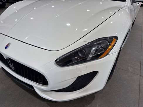 Used 2015 Maserati GranTurismo Sport image 32