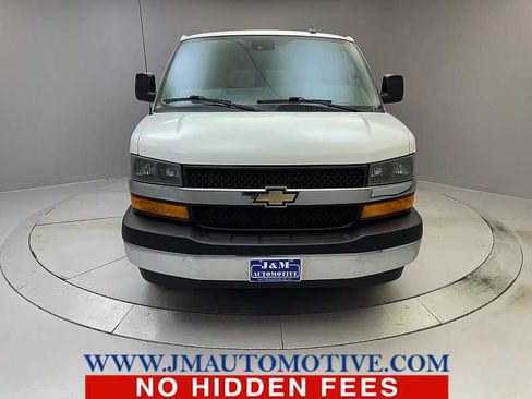 Used 2021 Chevrolet Express 3500 LT w/ LT Preferred Equipment Group image 8