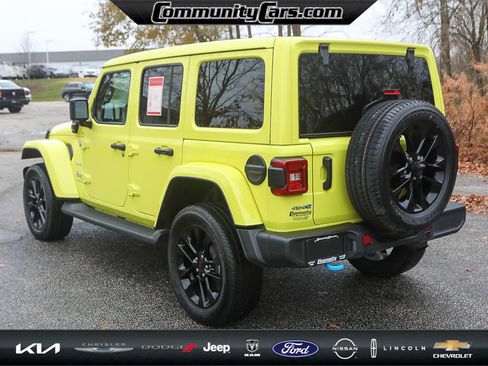 Used 2023 Jeep Wrangler Sahara w/ Cold Weather Group image 5