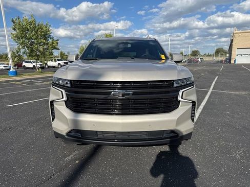 Used 2022 Chevrolet Suburban RST w/ Sport Performance Package image 10