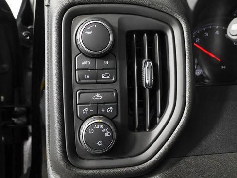Used 2023 Chevrolet Silverado 1500 Custom AWD/4WD image 26