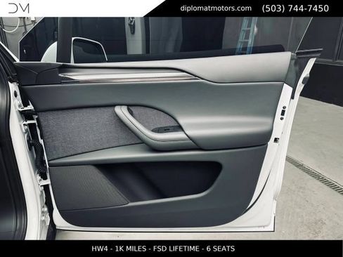 Used 2026 Tesla Model X Plaid AWD/4WD image 31