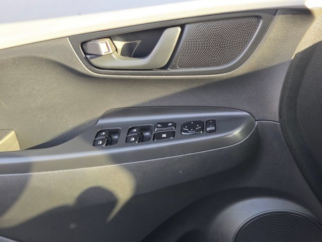 Used 2019 Hyundai Kona SEL FWD image 26