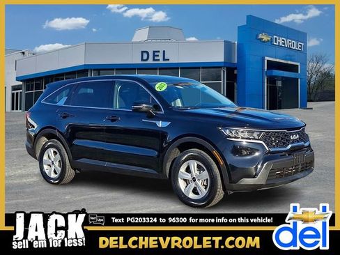 Used 2023 Kia Sorento LX AWD/4WD image 1