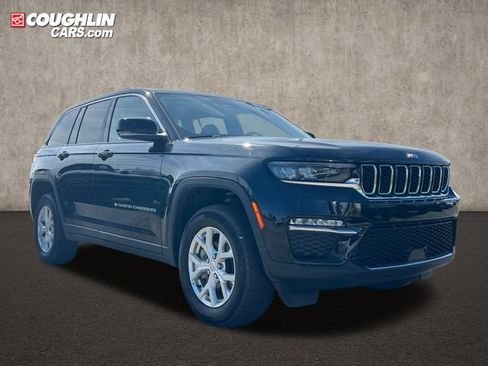Used 2023 Jeep Grand Cherokee Limited AWD/4WD image 1