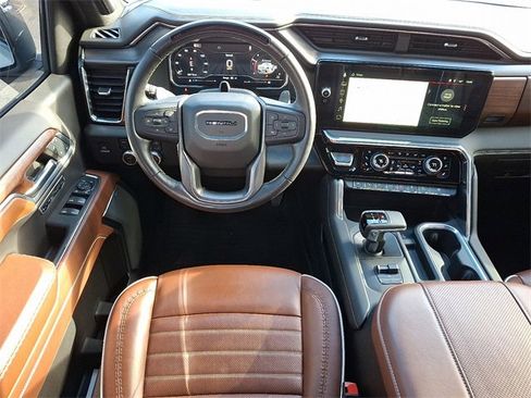Used 2024 GMC Sierra 1500 Denali Ultimate image 11