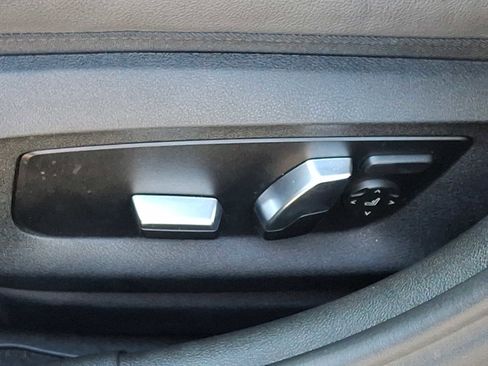 Used 2023 BMW 530i xDrive w/ Convenience Package AWD/4WD image 28