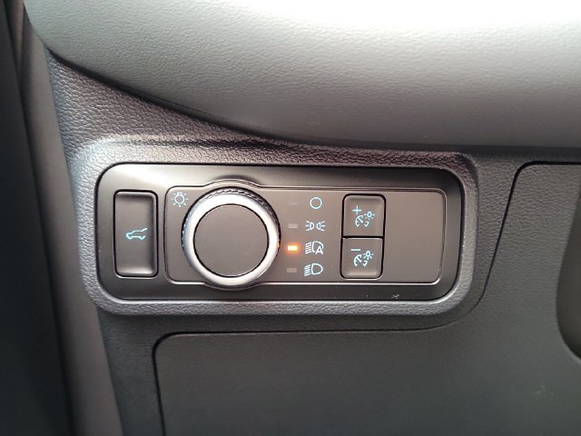 Used 2026 Ford Explorer Active RWD image 14