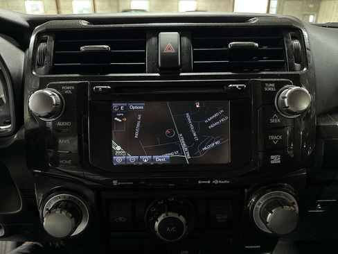 Used 2017 Toyota 4Runner TRD Off-Road image 20