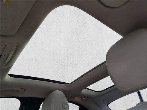 Used 2016 Mercedes-Benz C 300 4MATIC Sedan image 16