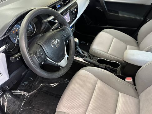 Used 2014 Toyota Corolla LE w/ Protection Package FWD image 11