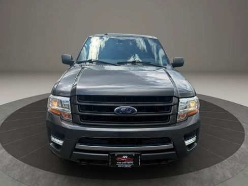 Used 2017 Ford Expedition Limited w/ Equipment Group 301A image 4
