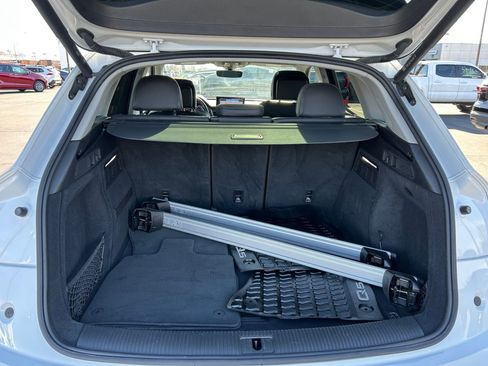 Used 2023 Audi Q5 2.0T Prestige w/ Prestige Package image 25