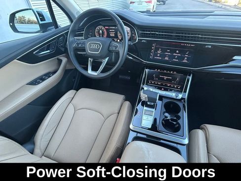 Used 2023 Audi Q7 3.0T Prestige image 9