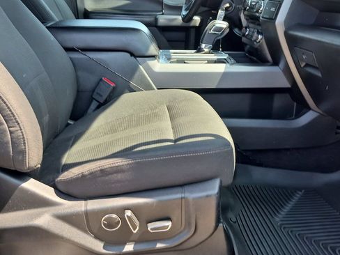 Used 2017 Ford F150 XLT w/ Equipment Group 302A Luxury RWD image 9
