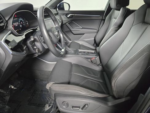 Used 2022 Audi Q3 2.0T Premium Plus w/ Premium Plus Package image 11