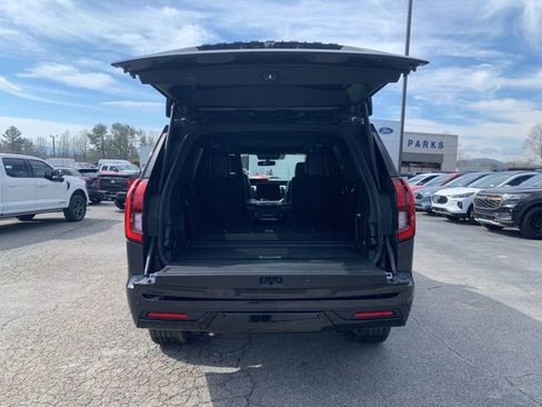 New 2025 Ford Expedition Platinum w/ Stealth Performance Package image 9