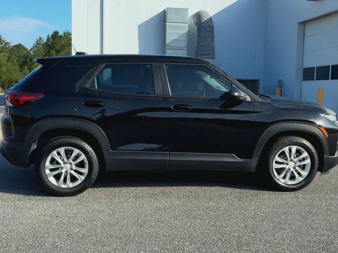 Used 2023 Chevrolet TrailBlazer LS FWD image 9