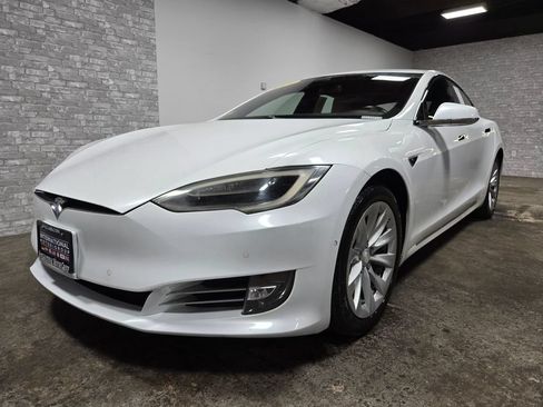 Used 2016 Tesla Model S 75 RWD image 5