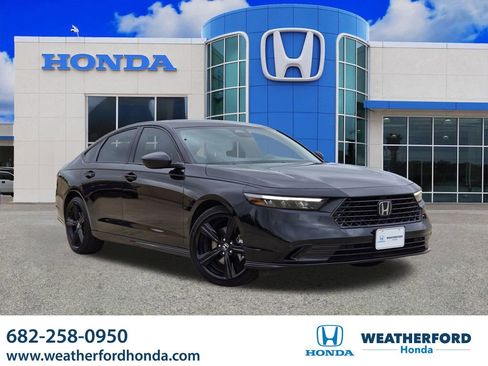 Used 2025 Honda Accord Sport image 1