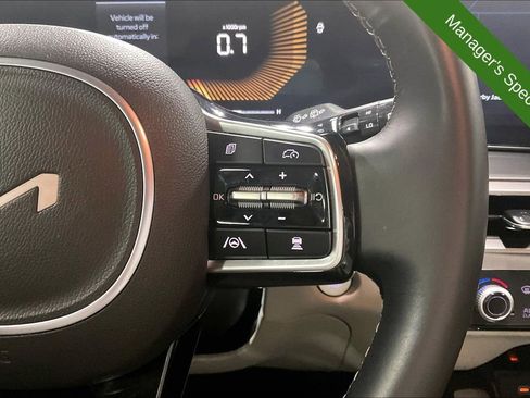 Used 2025 Kia Sorento S FWD image 25