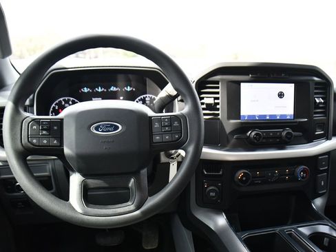 Used 2022 Ford F150 XLT AWD/4WD image 12