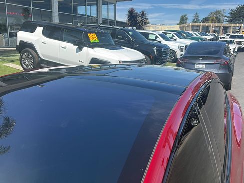 Used 2024 Tesla Model X AWD/4WD image 28